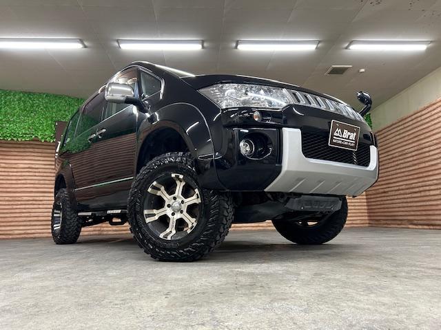 デリカＤ：５ Ｇ　プレミアム　４ＷＤ　リフトアップ　純正ナビ　バックカメラ　ＭＫＷ１６インチアルミホイール　ジオランダー　オーバーフェンダー　ガナドール２本出しマフラー　前席シートヒーター　デジタルインナーミラー　両側電動スライド（60枚目）