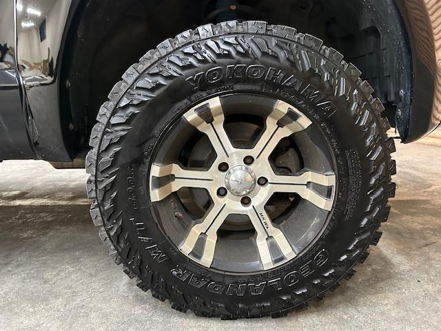 デリカＤ：５ Ｇ　プレミアム　４ＷＤ　リフトアップ　純正ナビ　バックカメラ　ＭＫＷ１６インチアルミホイール　ジオランダー　オーバーフェンダー　ガナドール２本出しマフラー　前席シートヒーター　デジタルインナーミラー　両側電動スライド（80枚目）