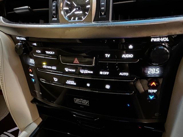 ＬＸ ＬＸ５７０　ＷＡＬＤコンプリートキット　ＷＡＬＤ２２インチＡＷ　サンルーフ　マークレビンソン　全席電動シート　全席シートヒーター　純正ナビ　純正リアモニター　全方位カメラ　ドライブレコーダー　ＣＯＯＬ　ＢＯＸ（6枚目）