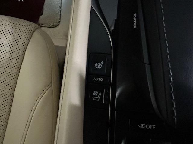 ＬＸ ＬＸ５７０　ＷＡＬＤコンプリートキット　ＷＡＬＤ２２インチＡＷ　サンルーフ　マークレビンソン　全席電動シート　全席シートヒーター　純正ナビ　純正リアモニター　全方位カメラ　ドライブレコーダー　ＣＯＯＬ　ＢＯＸ（10枚目）