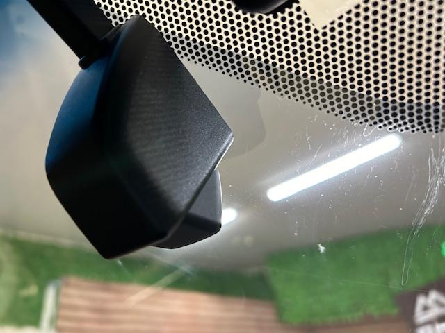 ＬＸ ＬＸ５７０　ＷＡＬＤコンプリートキット　ＷＡＬＤ２２インチＡＷ　サンルーフ　マークレビンソン　全席電動シート　全席シートヒーター　純正ナビ　純正リアモニター　全方位カメラ　ドライブレコーダー　ＣＯＯＬ　ＢＯＸ（12枚目）