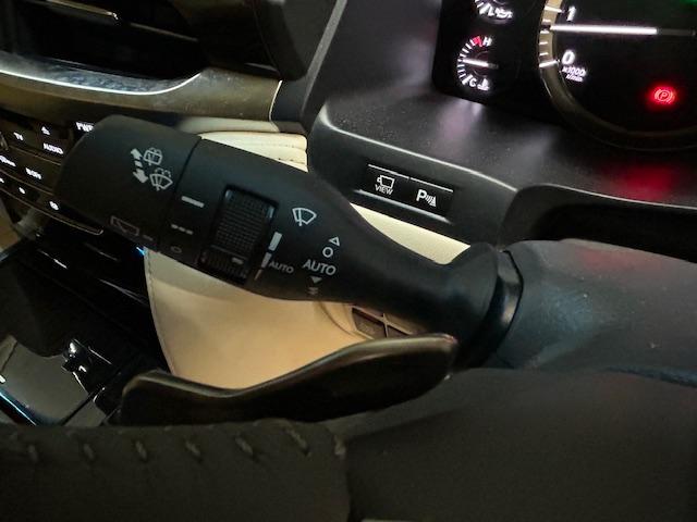 ＬＸ ＬＸ５７０　ＷＡＬＤコンプリートキット　ＷＡＬＤ２２インチＡＷ　サンルーフ　マークレビンソン　全席電動シート　全席シートヒーター　純正ナビ　純正リアモニター　全方位カメラ　ドライブレコーダー　ＣＯＯＬ　ＢＯＸ（29枚目）