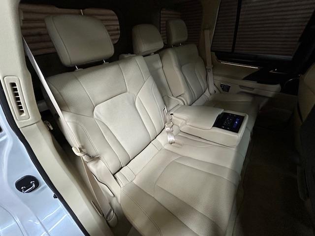 ＬＸ ＬＸ５７０　ＷＡＬＤコンプリートキット　ＷＡＬＤ２２インチＡＷ　サンルーフ　マークレビンソン　全席電動シート　全席シートヒーター　純正ナビ　純正リアモニター　全方位カメラ　ドライブレコーダー　ＣＯＯＬ　ＢＯＸ（35枚目）