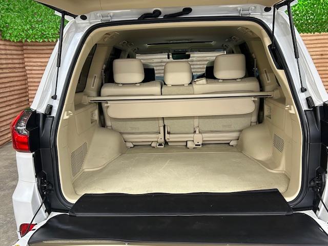 ＬＸ ＬＸ５７０　ＷＡＬＤコンプリートキット　ＷＡＬＤ２２インチＡＷ　サンルーフ　マークレビンソン　全席電動シート　全席シートヒーター　純正ナビ　純正リアモニター　全方位カメラ　ドライブレコーダー　ＣＯＯＬ　ＢＯＸ（40枚目）