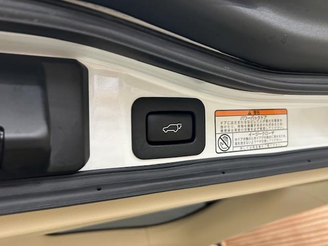 ＬＸ ＬＸ５７０　ＷＡＬＤコンプリートキット　ＷＡＬＤ２２インチＡＷ　サンルーフ　マークレビンソン　全席電動シート　全席シートヒーター　純正ナビ　純正リアモニター　全方位カメラ　ドライブレコーダー　ＣＯＯＬ　ＢＯＸ（43枚目）