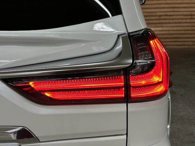 ＬＸ ＬＸ５７０　ＷＡＬＤコンプリートキット　ＷＡＬＤ２２インチＡＷ　サンルーフ　マークレビンソン　全席電動シート　全席シートヒーター　純正ナビ　純正リアモニター　全方位カメラ　ドライブレコーダー　ＣＯＯＬ　ＢＯＸ（76枚目）