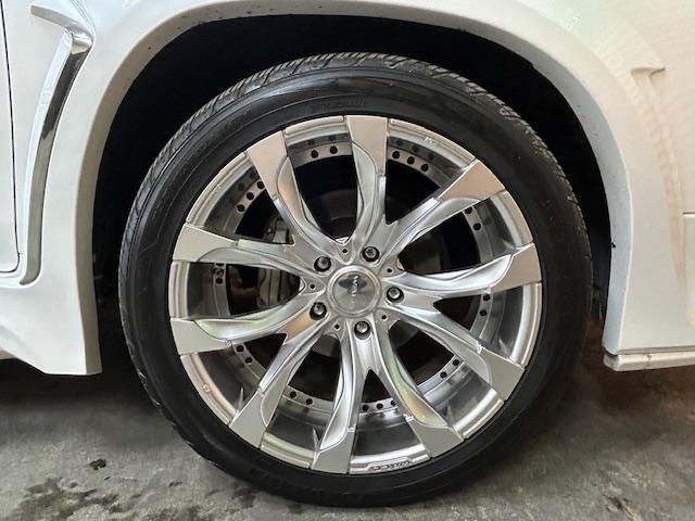 ＬＸ ＬＸ５７０　ＷＡＬＤコンプリートキット　ＷＡＬＤ２２インチＡＷ　サンルーフ　マークレビンソン　全席電動シート　全席シートヒーター　純正ナビ　純正リアモニター　全方位カメラ　ドライブレコーダー　ＣＯＯＬ　ＢＯＸ（80枚目）