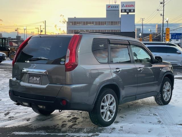 エクストレイル 20Xtt 4WD 純正ナビ ワンセグTV バックカメラ 前席シートヒーター スマートキー 純正15インチアルミホイール HIDヘッドライト フォグランプ ルーフレール ダウンヒルアシストコントロール ETC(3枚目)