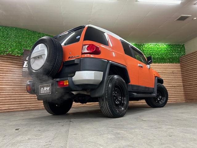 ＦＪクルーザー カラーパッケージ　４ＷＤ　純正ナビ　フルセグｔＶ　バックカメラ　ドライブレコーダー　コーナーセンサー　クルーズコントロール　キーレス　フォグランプ　ＥＴＣ　サイド、カーテンエアバッグ（63枚目）