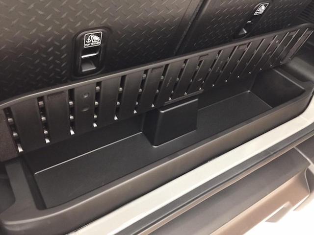 XL FARMリフトアップ FARMラテラルロッド Brat専用AW スペアタイヤ移設ブラケット Aピラーガーニッシュ ロングブレーキホース KENWOOD前後ドライブレコーダー フロントアンダーガード(37枚目)