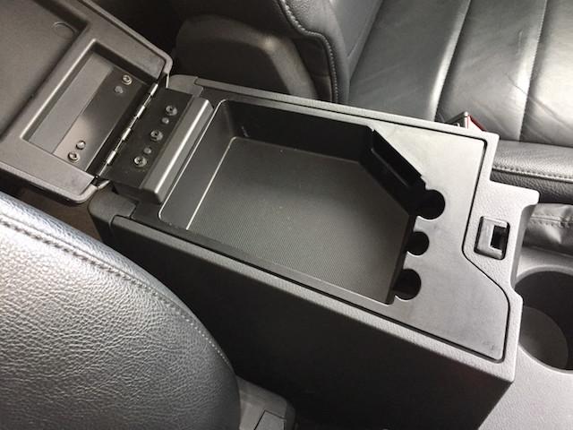 SXT サンルーフ 黒革シート 前席シートヒーター D席パワーシート 純正17インチAW クルーズコントロール ルーフレール サイドカメラ 純正オーディオ サイドステップ 禁煙車 F・Rフォグランプ(33枚目)