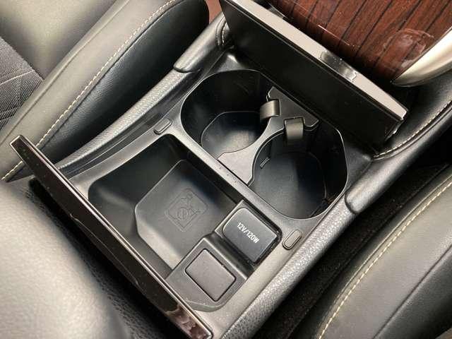 プレミアム 4WD ワンオーナー モデリスタフルエアロ モデリスタグリル 純正9インチSDナビ 禁煙車 純正18インチAW 運転席パワーシート クルコン LEDヘッドライト バックカメラ パワーバックドア(38枚目)