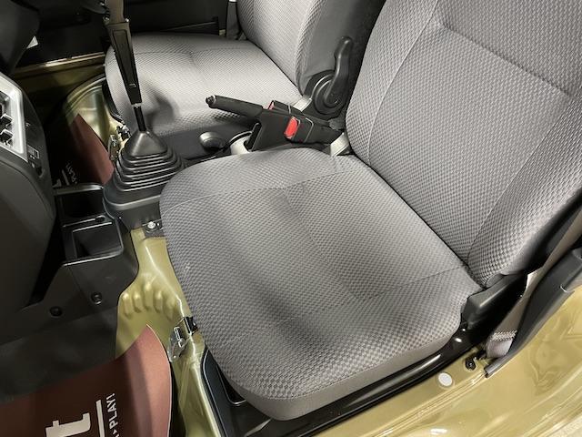 ジャンボ 4WD 2インチリフトアップ ハードカーゴキャリア サイドオーニング マッドフラップ キャリアバード ルーフライン イージーデカール ナイトロパワー15インチアルミ マッドスターMTタイヤ 禁煙車(42枚目)