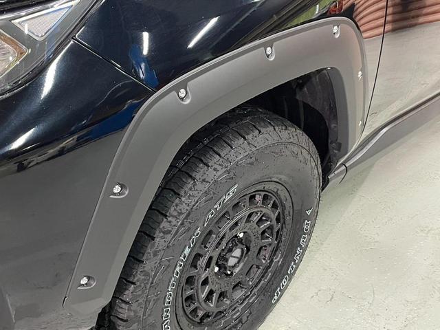 ＲＡＶ４ アドベンチャー　リフトアップ　ＴＯＹＯＴＡロゴグリル　マッドヴァンスホイール　ＴＯＹＯオープンカントリーＲ／Ｔ　フロントカメラ　ノーズカバー　レザーシート　純正ナビ　純正フロアマット（6枚目）