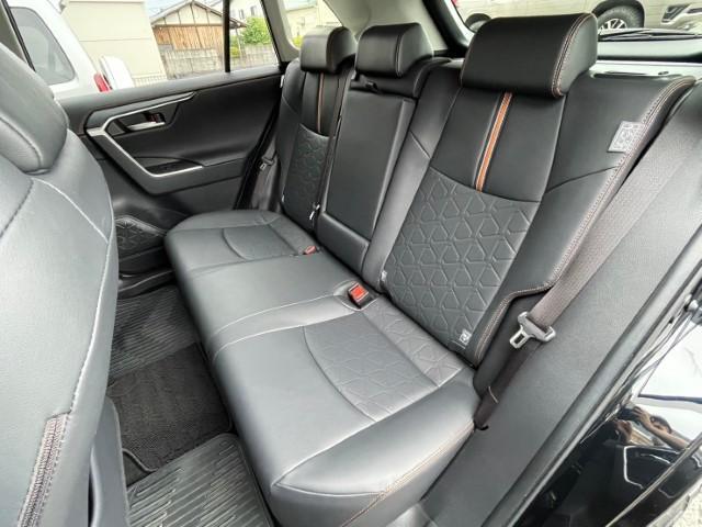 ＲＡＶ４ アドベンチャー　リフトアップ　ＴＯＹＯＴＡロゴグリル　マッドヴァンスホイール　ＴＯＹＯオープンカントリーＲ／Ｔ　フロントカメラ　ノーズカバー　レザーシート　純正ナビ　純正フロアマット（40枚目）