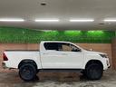 ４ＷＤ　寒冷地仕様　トヨタセーフティセンス　１０型ナビＴＶ　フロント・サイド・バックカメラ　ＲＥＴＲＡＸトノカバー　ＪＡＯＳ（ＢＡＴＴＬＥＺ）リフトアップ　ＴＲＤ１７インチアルミホイール　ＥＴＣ