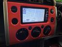 ＦＪクルーザー カラーパッケージ　４ＷＤ　純正ナビ　フルセグｔＶ　バックカメラ　ドライブレコーダー　コーナーセンサー　クルーズコントロール　キーレス　フォグランプ　ＥＴＣ　サイド、カーテンエアバッグ（4枚目）