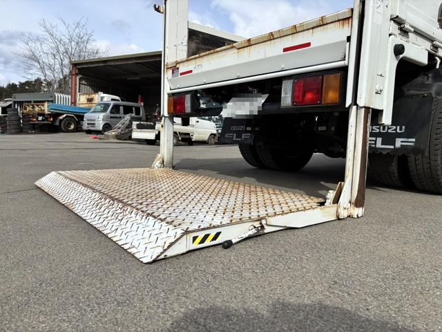 エルフトラック 　ＰＧ付　最大積載量２，０００ｋｇ　修復歴なし　バックカメラ　Ｆ５速　ディーゼル車　運転席エアバッグ　ＡＢＳ　パワーステアリング（15枚目）
