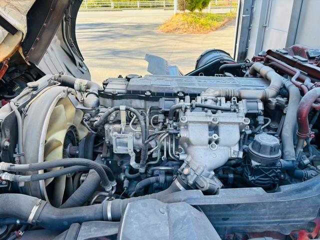 ファイター ファイター ワイド 平 アルミブロック 車検付き 荷台長6.2m 平成26年式 アルミホイール AM/FMラジオ F6速(17枚目)