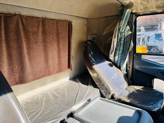 ファイター ファイター ワイド 平 アルミブロック 車検付き 荷台長6.2m 平成26年式 アルミホイール AM/FMラジオ F6速(29枚目)