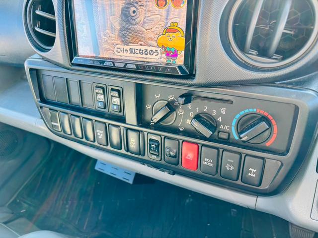 デュトロ Wキャブ デュトロ Wキャブ 4WD PG付 車検R8.2月まで 積載2t AM/FMラジオ ETC(30枚目)