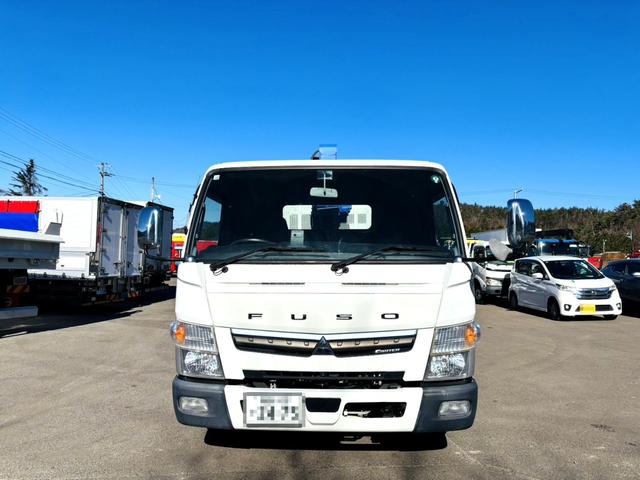 キャンター クレーン キャンター ワイド ロング 平 4段ラジコン フックイン 買取車 令和2年式 積載3t TADANO/ZH294 差し違いアウトリガー 荷台長3.7m(4枚目)