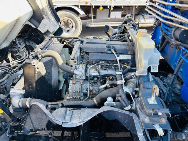 キャンター クレーン キャンター ワイド ロング 平 4段ラジコン フックイン 買取車 令和2年式 積載3t TADANO/ZH294 差し違いアウトリガー 荷台長3.7m(30枚目)