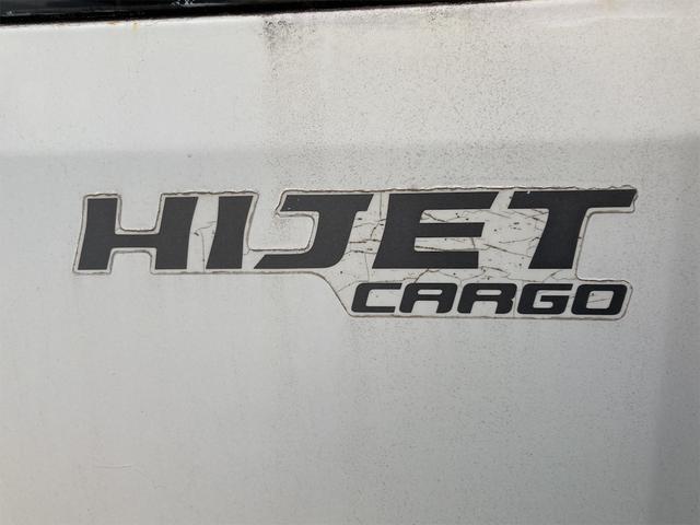 ハイゼットカーゴ スペシャル　４ＷＤ　軽バン　ＭＴ　両側スライドドア　エアコン　パワーステアリング　運転席エアバッグ　助手席エアバッグ（9枚目）