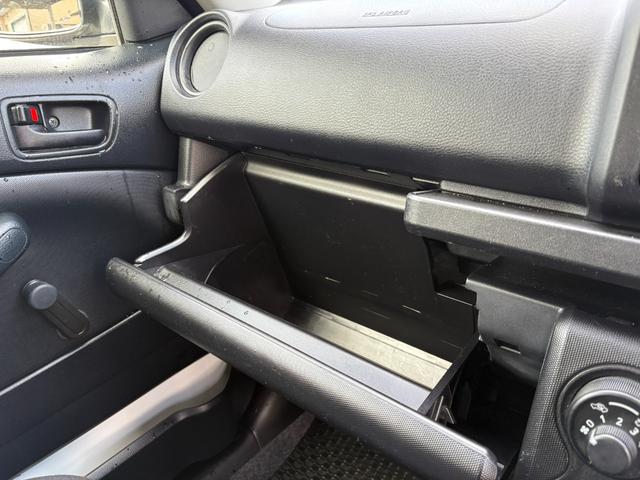 プロボックス ＤＸコンフォート　４ＷＤ　カロッツェリア製ナビ　キーレス（11枚目）