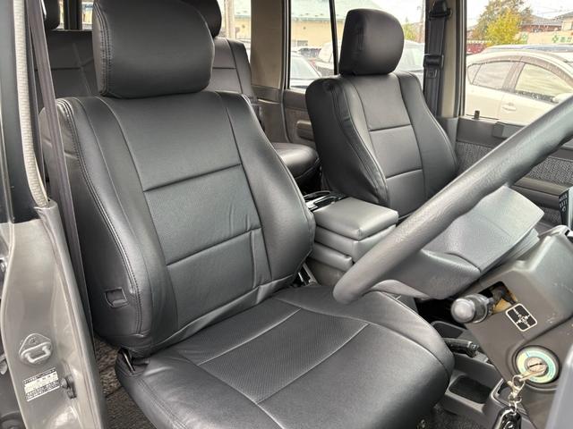 ランドクルーザー７０ ＺＸ　色替車　社外ナビ　フルセグＴＶ　バックカメラ　ＥＴＣ　社外キーレス　シートカバー　タイミングベルト交換歴有（19枚目）