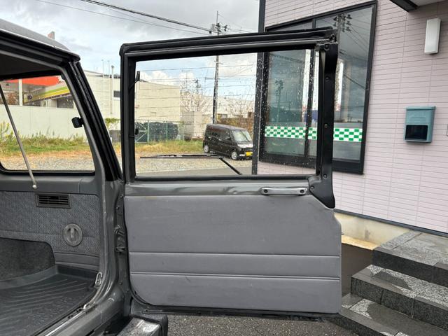 ランドクルーザー７０ ＺＸ　色替車　社外ナビ　フルセグＴＶ　バックカメラ　ＥＴＣ　社外キーレス　シートカバー　タイミングベルト交換歴有（31枚目）