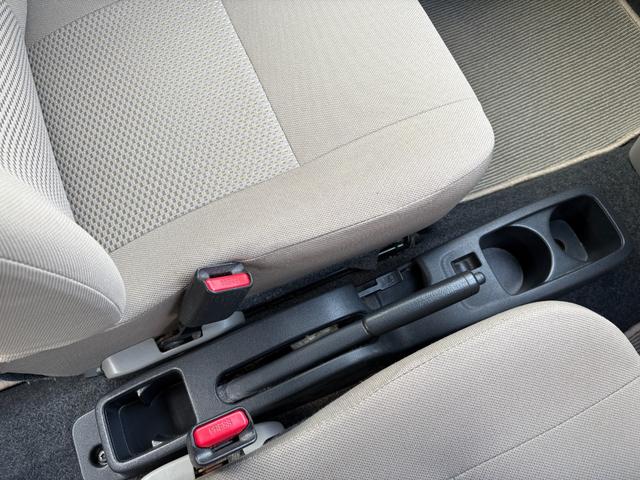 ミライース Ｌｆ　メモリアルエディション　４ＷＤ　純正オーディオ　キーレス（8枚目）