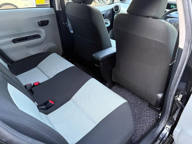 アクア Ｓ　純正ナビ　地デジＴＶ　バックカメラ　ＥＴＣ　スマートキー　プッシュスタート　オートエアコン（17枚目）