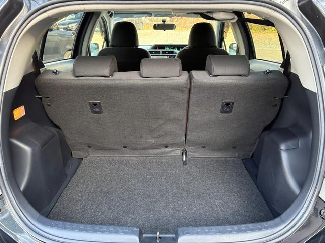 アクア Ｓ　純正ナビ　地デジＴＶ　バックカメラ　ＥＴＣ　スマートキー　プッシュスタート　オートエアコン（25枚目）