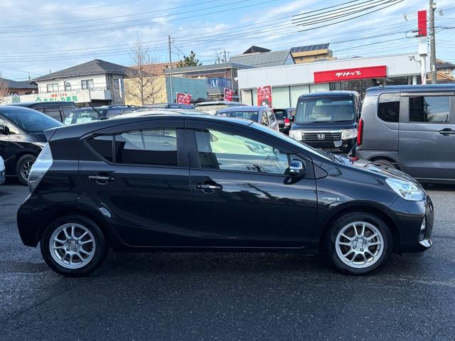 アクア Ｓ　純正ナビ　地デジＴＶ　バックカメラ　ＥＴＣ　スマートキー　プッシュスタート　オートエアコン（30枚目）