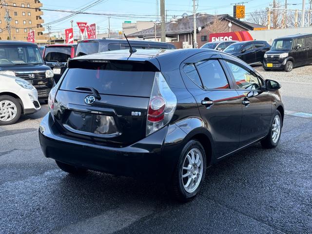 アクア Ｓ　純正ナビ　地デジＴＶ　バックカメラ　ＥＴＣ　スマートキー　プッシュスタート　オートエアコン（31枚目）