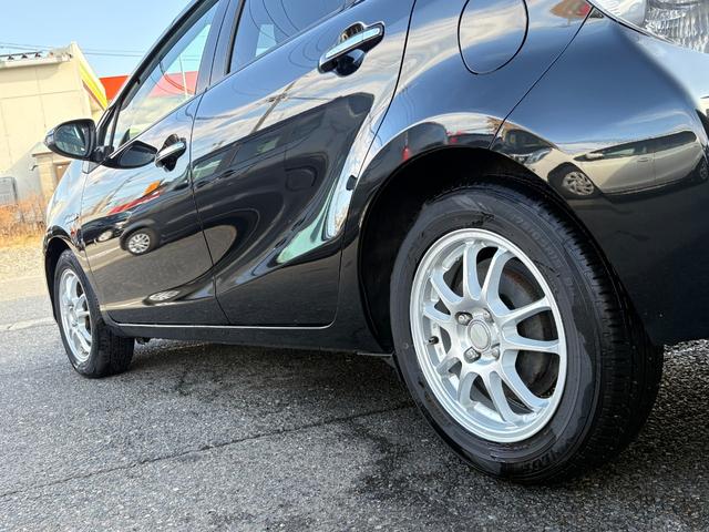 アクア Ｓ　純正ナビ　地デジＴＶ　バックカメラ　ＥＴＣ　スマートキー　プッシュスタート　オートエアコン（35枚目）