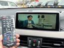Ｘ２ ｘＤｒｉｖｅ　２０ｉ　ＭスポーツＸ　純正ナビ　フルセグＴＶ　バックカメラ　ＥＴＣ　インテリジェントセーフティ　シートヒーター　パワーバックドア　ヒルディセントコントロール　スマートキー　プッシュスタート　クルーズコントロール（5枚目）