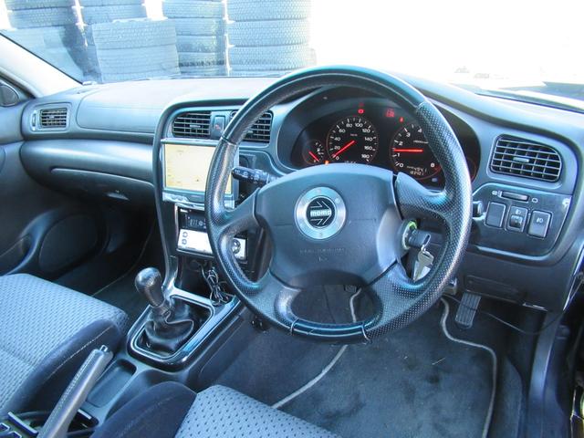 レガシィＢ４ ＲＳＫリミテッド　ツインターボ　４ＷＤ　５速マニュアル　ナビ　ＣＤ／ＭＤデッキ　ＥＴＣ　キーレス　タワーバー　ＭＯＭＯステアリング　フロントフォグランプ　パワーシート　ドラレコ（ＳＤカードなし）タイミングベルト交換済（2枚目）