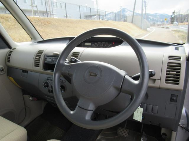タント 　フロントシートリフト　４速オートマ　キーレス　ＣＤ　車両取扱説明書（2枚目）