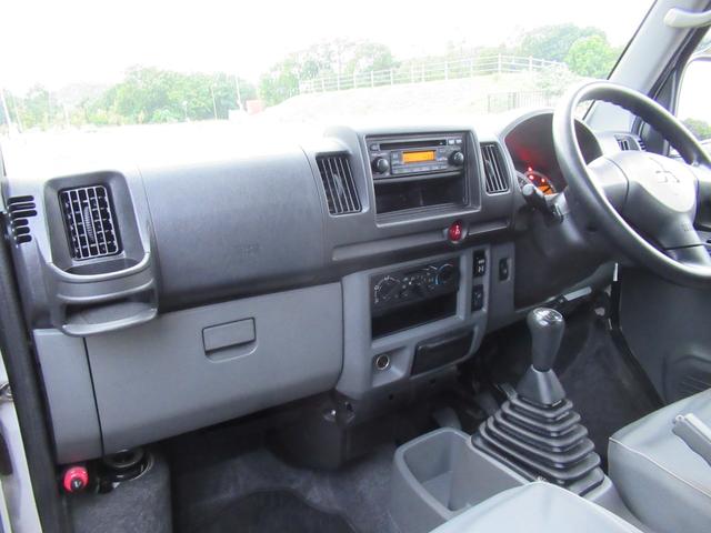 ミニキャブバン ブラボー　切替４ＷＤ　寒冷地仕様　ハイルーフ　５速マニュアル　キーレス　ＣＤ　ＥＴＣ　フォグランプ　前席パワーウインドウ　シートカバー　リヤアンダーミラー　タイベル交換歴あり　車両取扱説明書（13枚目）