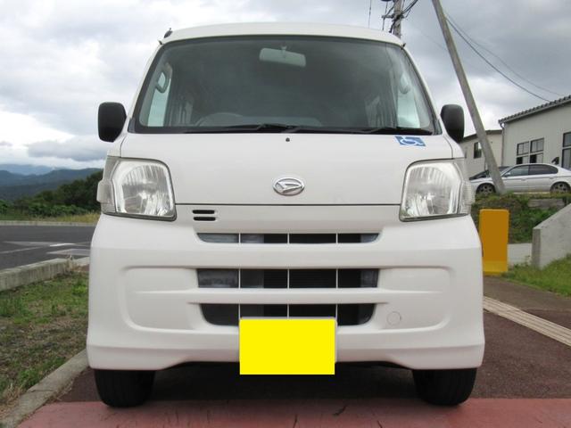 ハイゼットカーゴ 　スローパー（リアシートレス）折りたたみ補助シート付　福祉車両　車いす１台乗車　切替４ＷＤ　４速オートマ　キーレス　スローパー取扱説明書　後付けコーナーセンサー（55枚目）
