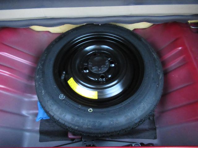 ミラアヴィ X 4WD 5速マニュアル キーレス CD/MDデッキ オートエアコン フロントフォグランプ 純正アルミホイール 車両取扱説明書(13枚目)