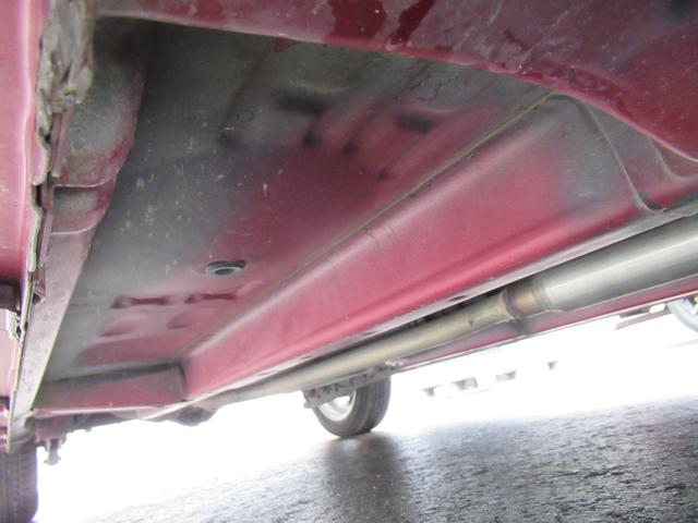 ミラアヴィ X 4WD 5速マニュアル キーレス CD/MDデッキ オートエアコン フロントフォグランプ 純正アルミホイール 車両取扱説明書(17枚目)