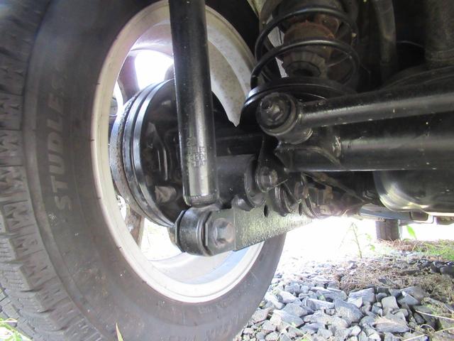 ミラアヴィ X 4WD 5速マニュアル キーレス CD/MDデッキ オートエアコン フロントフォグランプ 純正アルミホイール 車両取扱説明書(21枚目)