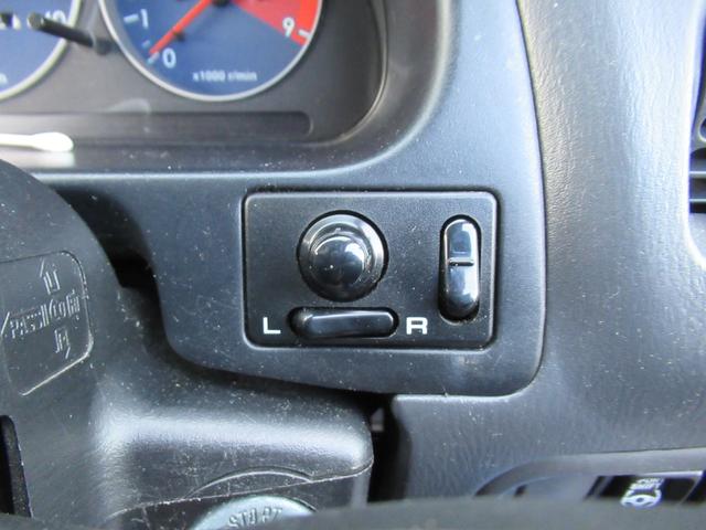 プレオ ＲＳ　スーパーチャージャー　ＣＶＴ　マニュアルモード付　ナビ　フルセグ　バックカメラ　ドライブレコーダー　オートエアコン　ＥＴＣ　フロントフォグランプ　純正アルミホイール（9枚目）