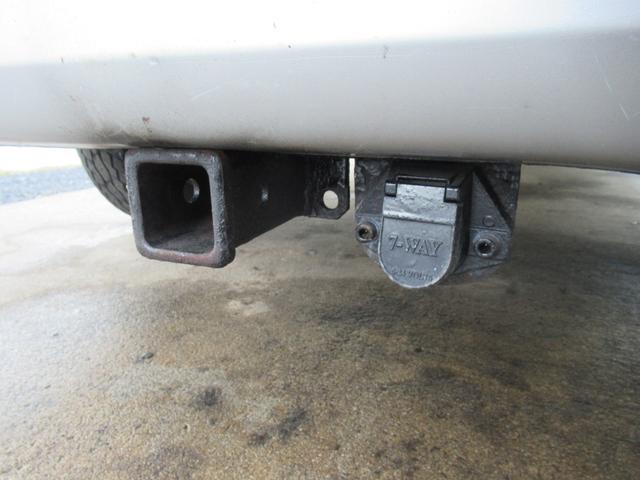 NV350キャラバンバン スーパーロングワイドDXターボ 切替4WD ターボ ワイドロングハイルーフ 事務室車 8ナンバー ヒッチメンバー 950申請済み ルーフキャリア(鍵付き) 後付け電動格納ミラー 後付け熱線スイッチ FFヒーター(リモコン付き)(40枚目)