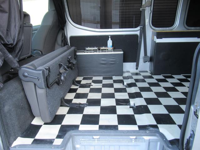 NV350キャラバンバン スーパーロングワイドDXターボ 切替4WD ターボ ワイドロングハイルーフ 事務室車 8ナンバー ヒッチメンバー 950申請済み ルーフキャリア(鍵付き) 後付け電動格納ミラー 後付け熱線スイッチ FFヒーター(リモコン付き)(63枚目)