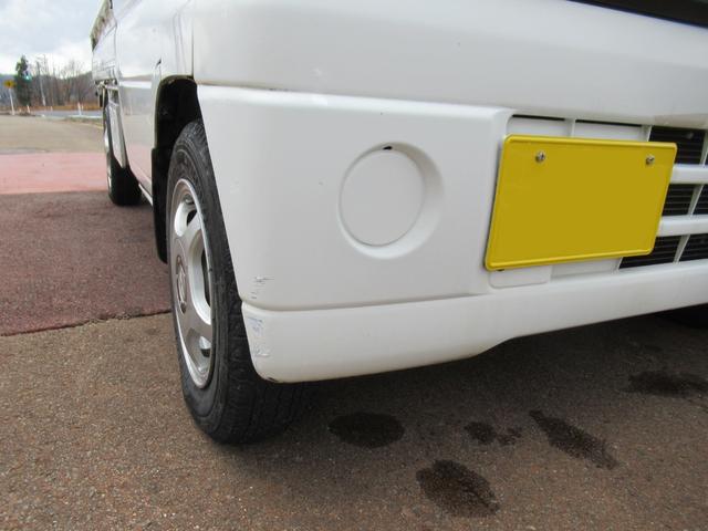 �t�����g�o���p�[�̈ꕔ�Ƀw�R�~�A�T�r�C���A�y�C���g������܂��B