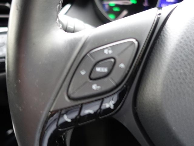 Ｃ－ＨＲ Ｇ　純正９インチナビ　Ｂカメラ　ＤＶＤ再生　Ｂｌｕｅｔｏｏｔｈ　フロントシートヒーター　ＥＴＣ　ハーフレザーシート　ガナドールマフラー　ブラインドスポット　運転支援機能（20枚目）